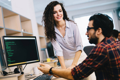 軟件開(kāi)發(fā)人員在信息技術(shù)咨詢服務(wù)項(xiàng)目中的關(guān)鍵角色與價(jià)值